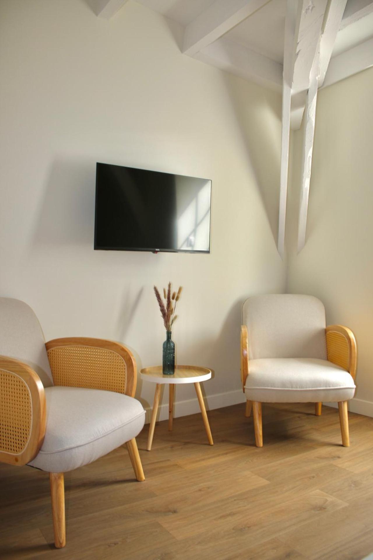 Les Appart'Hotels De La Fontaine 오토얼 외부 사진
